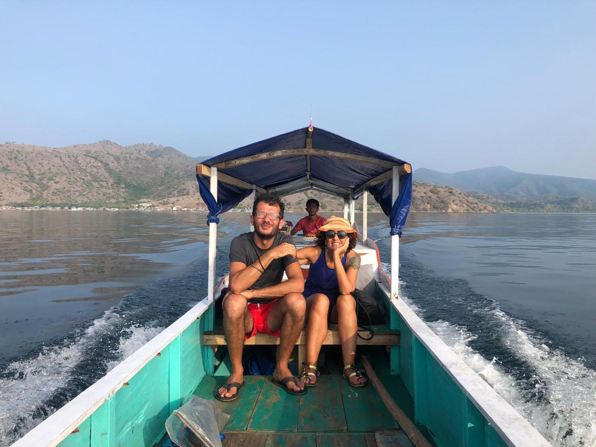 Dua Putri Komodo Homestay 外观 照片