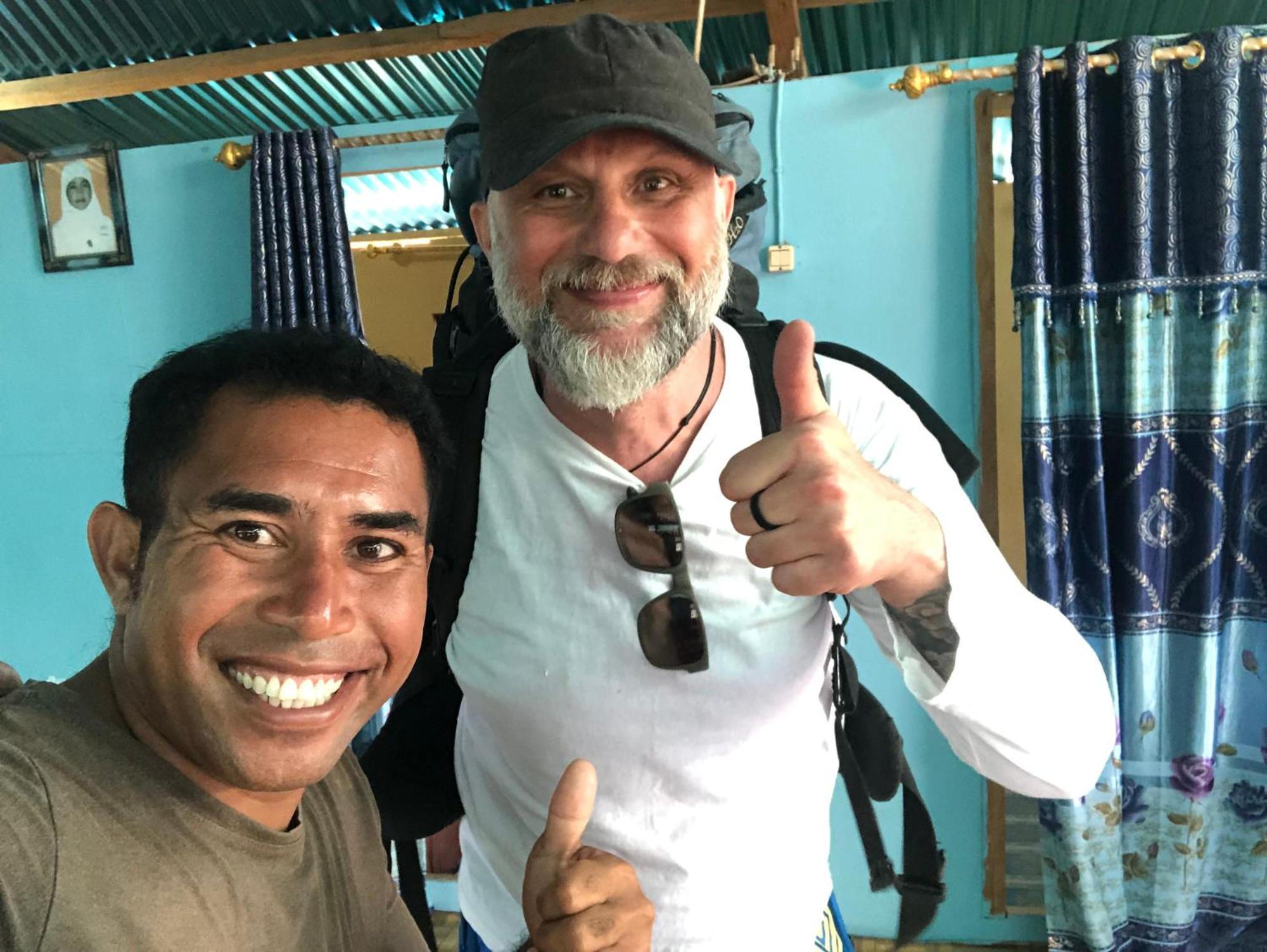 Dua Putri Komodo Homestay 外观 照片