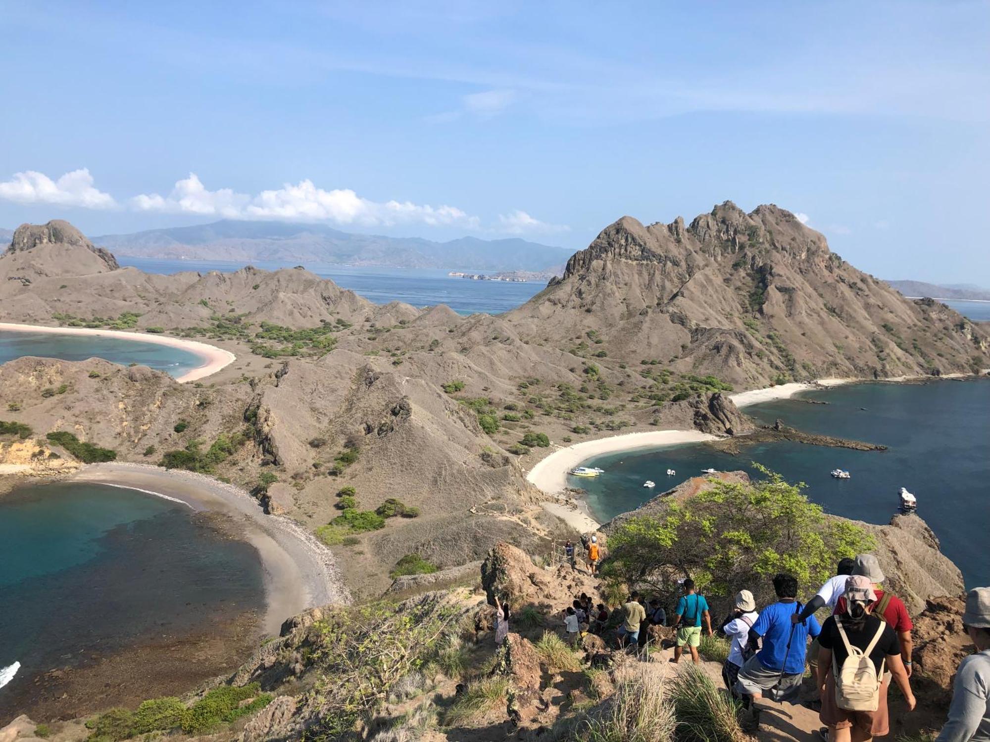 Dua Putri Komodo Homestay 外观 照片