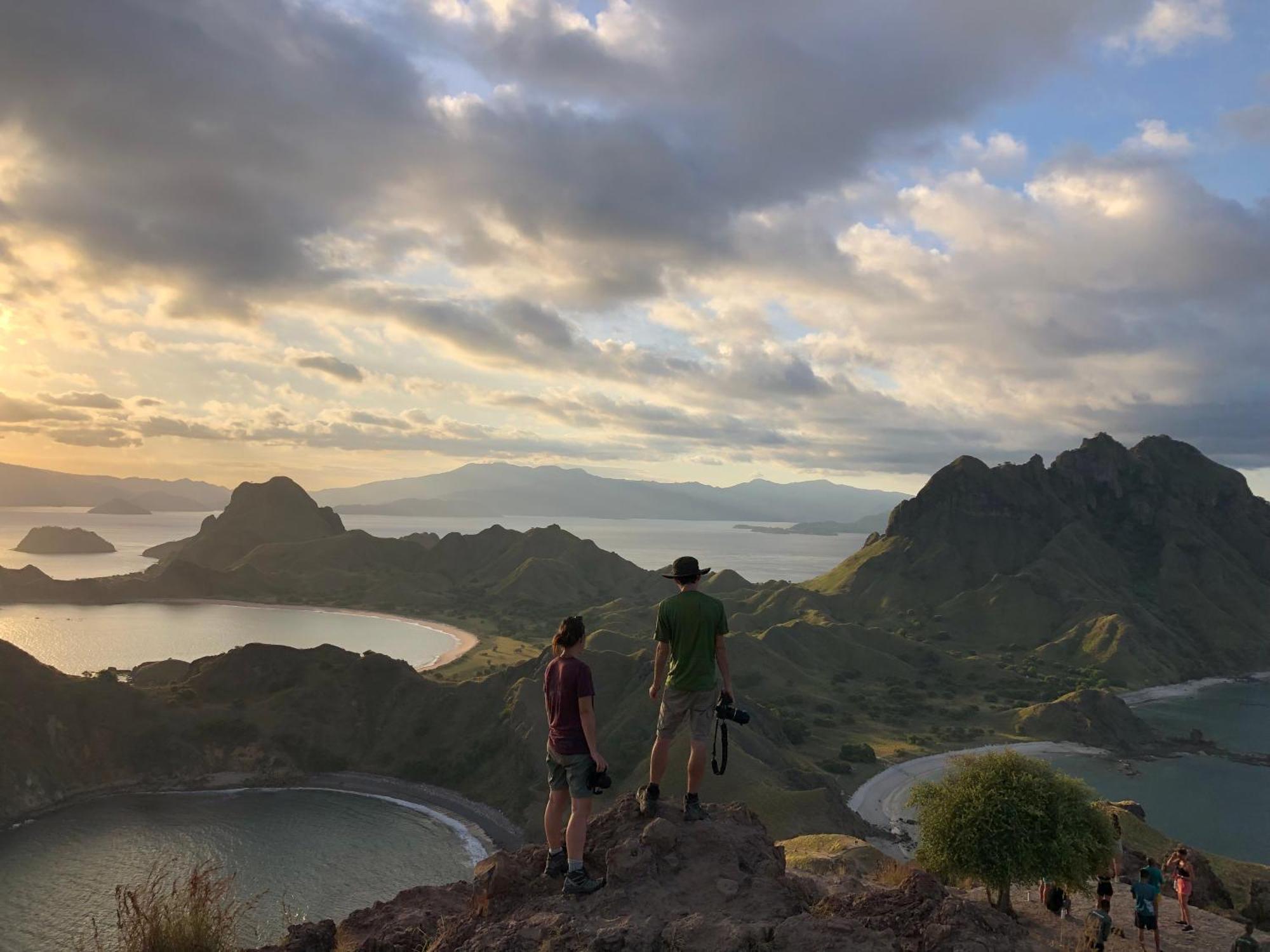 Dua Putri Komodo Homestay 外观 照片